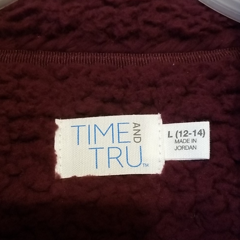 Sweater - Picture 3 of 4
